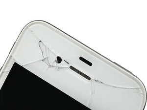 smartphone_sales_on_the_decline_for_first_time